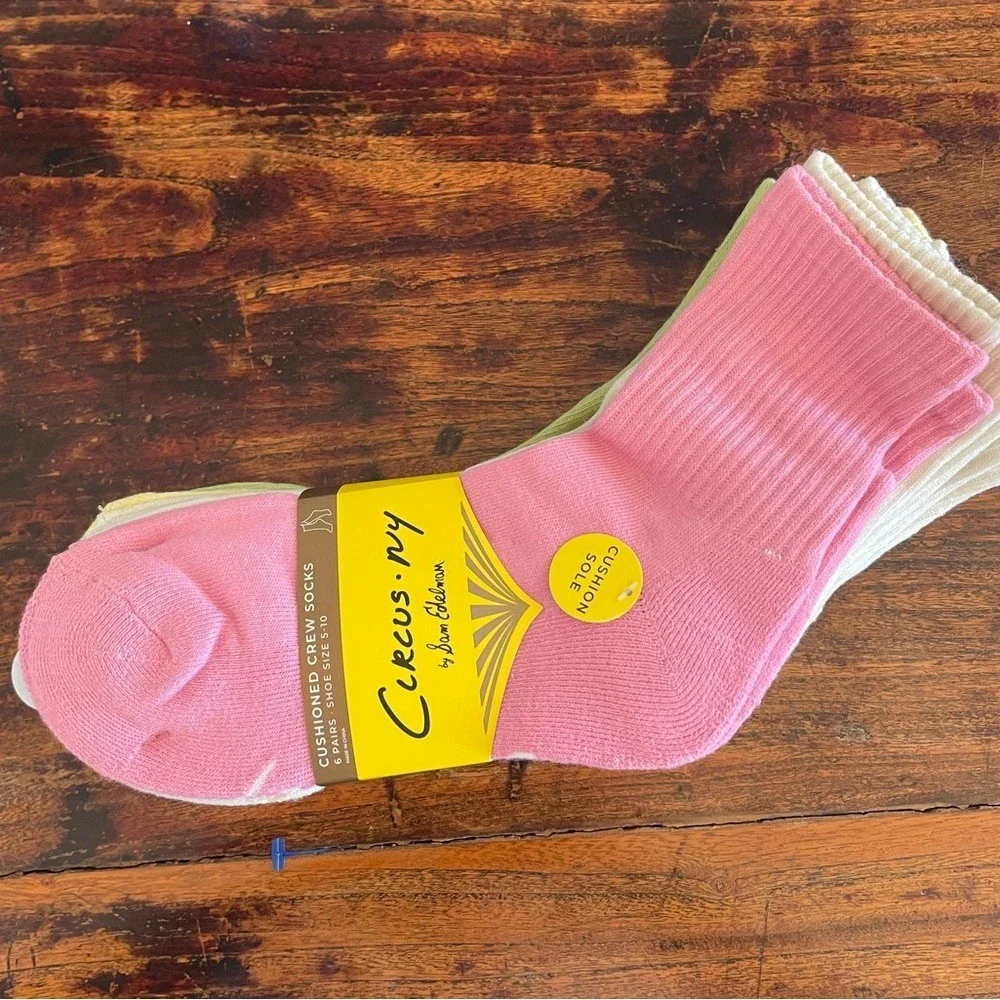 Sam Edelman Circus - Ribbed Cushioned Crew‎ Socks - Green, Yellow, Pink, Cream